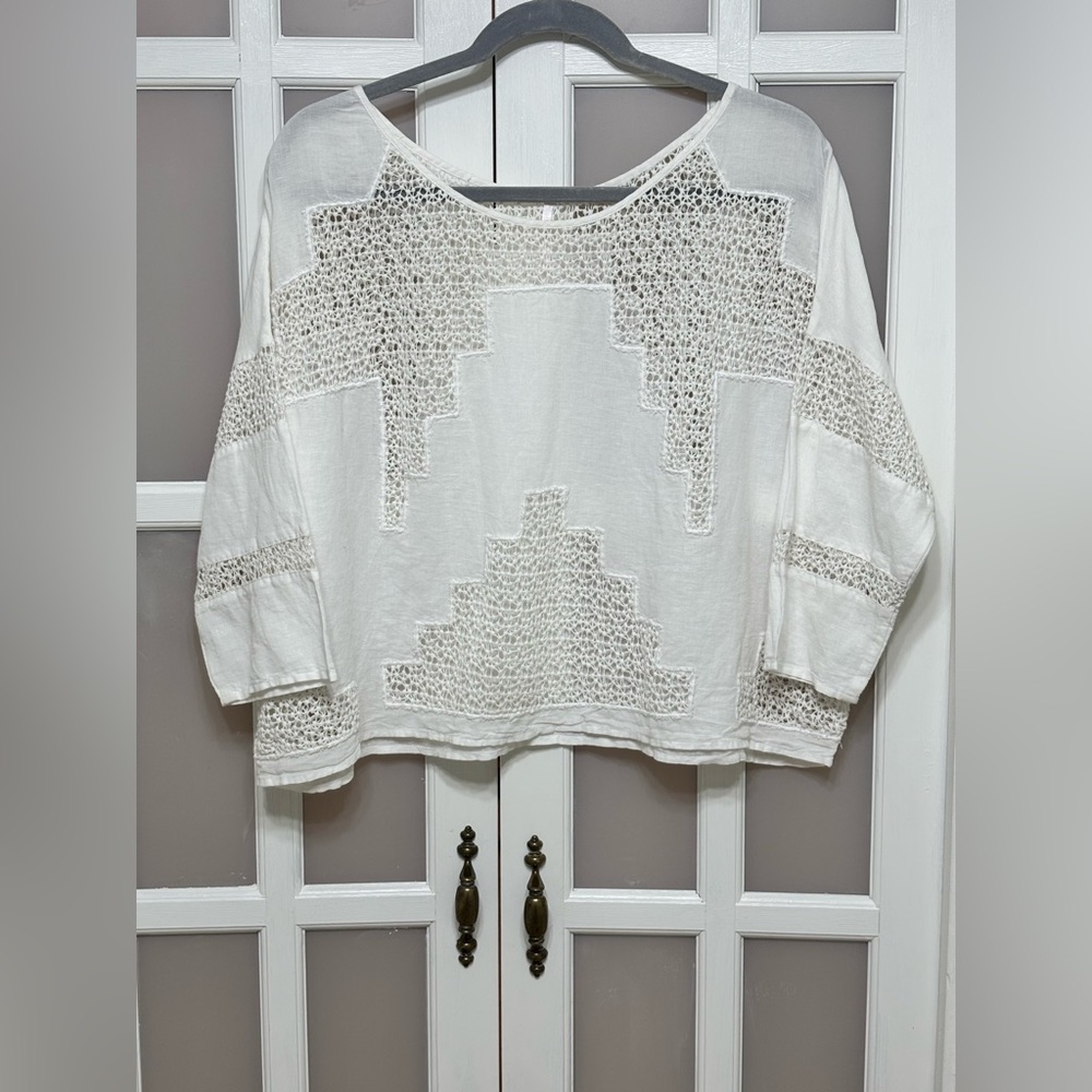 Free People White Crochet Lace Cotton Top – Boho Boxy Fit – Small